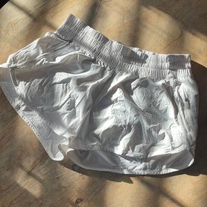 White, Lined, High-Rise Lined Short 4", Lululemon